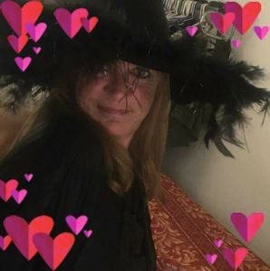 Meet your Posher, Cindy